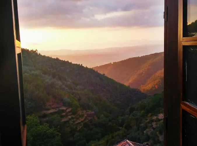 Talasnal Casa Do Cascao * Lousã